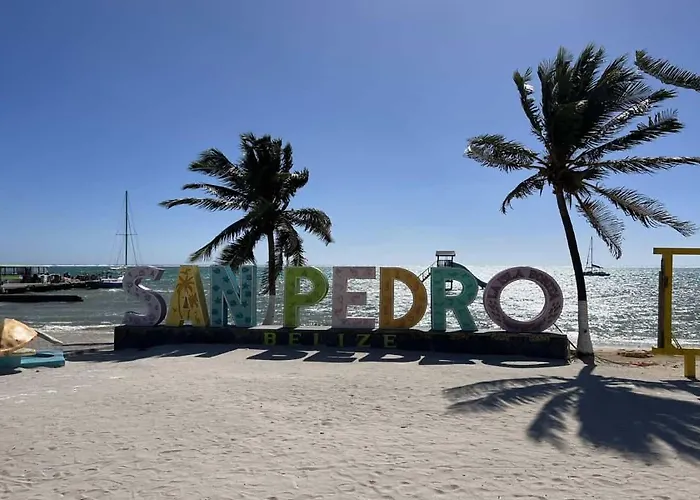 Сasa de vacaciones Residences At Barrier Reef 1-1c Oceanfront 2 Bedroom By Floreo San Pedro (Ambergris Caye)