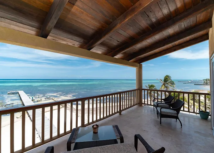Сasa de vacaciones Residences At Barrier Reef 1-1c Oceanfront 2 Bedroom By Floreo *