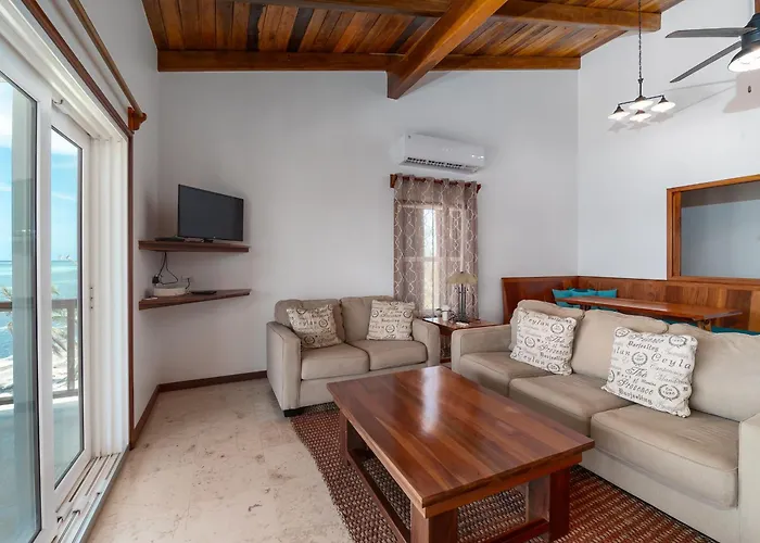 Residences At Barrier Reef 1-1c Oceanfront 2 Bedroom By Floreo Сasa de vacaciones *