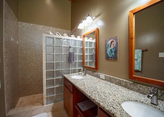 Residences At Barrier Reef 1-1c Oceanfront 2 Bedroom By Floreo Сasa de vacaciones *